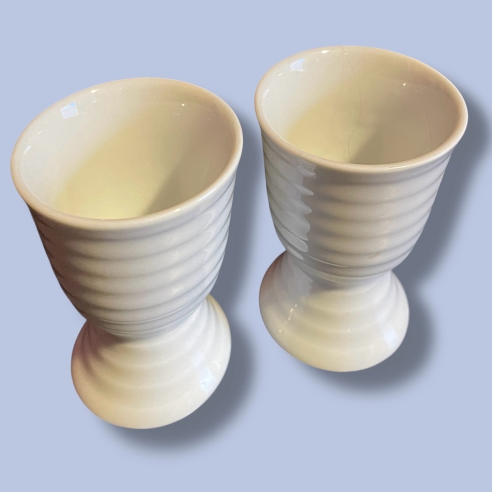 2 vintage Wedgwood egg cups serving porcelain - Picture 8 of 8
